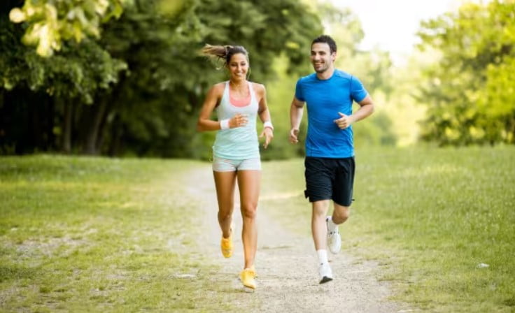 Walking or Running: आपके शरीर के लिए जानिए कौन सी है बेहद फायदेमंद, वॉकिंग या रनिंग?