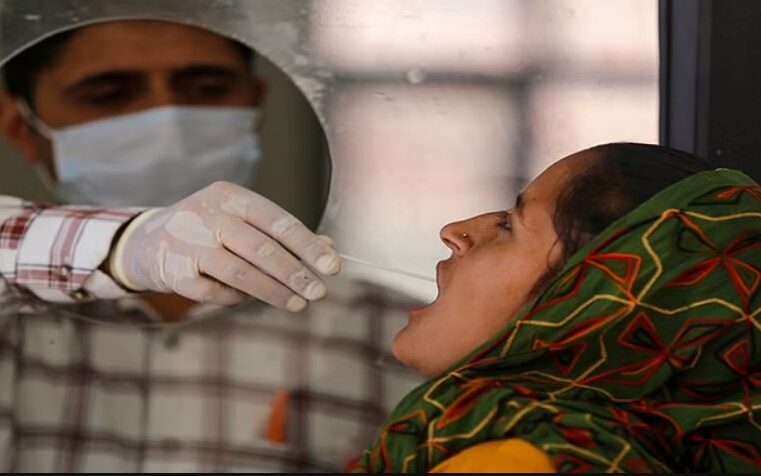 Delhi में 9 कोरोना केस, एम्स ने मरीजों के लिए आरक्षित किए बिस्तर; स्वास्थ्य मंत्री का कहना – सरकार पूरी तरह से संक्रमण से निपटने के लिए तैयार