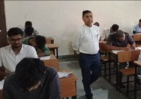 विशेष: UP Board नए शैक्षणिक सत्र से सेमेस्टर प्रणाली लागू करेगा, शिक्षा को कक्षा 9 से 12 तक आठ सेमेस्टर में विभाजित किया जाएगा