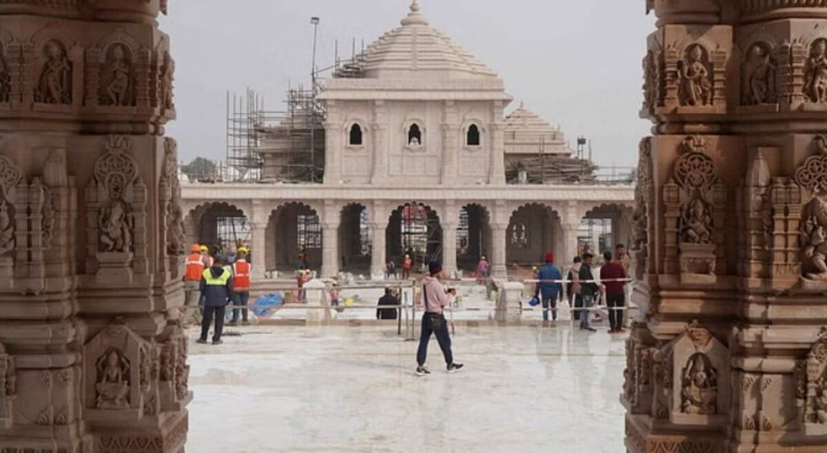 Ram Mandir Latest Photos: Ram Mandir की आज की नई तस्वीरें: खूबसूरती और भव्यता में लुटें भक्ति के सागर में रामनगरी