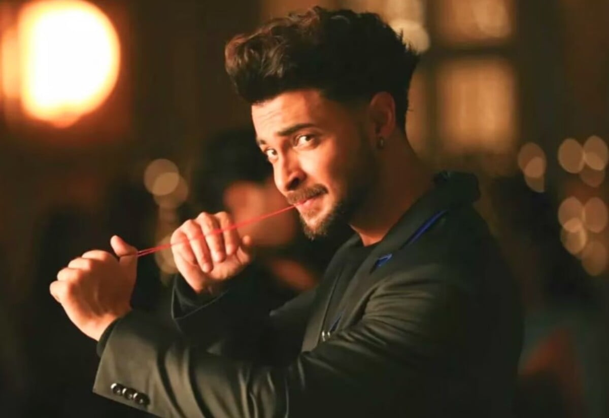 Ruslaan Pre-Teaser: Ayush Sharma की नई फिल्म ‘Ruslaan’ का प्री-टीज़र रिलीज़, कंधे पर गिटार और हाथ में हथियार; यह किरदार समझ से परे