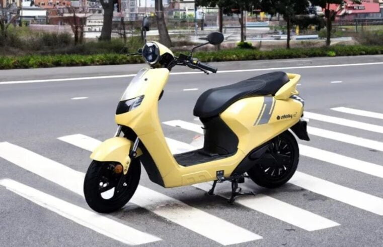 Bounce Infinity कीमत कम: 70KM से अधिक रेंज और त्वरित चार्जिंग समर्थन के साथ E-scooter कीमत में Rs 24 हजार की कटौती