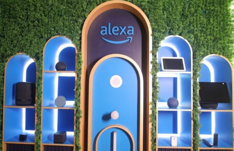 Alexa Devices आपके कई कार्यों को बहुत आसान बना देते हैं।  Alexa Devices आपके घर को स्मार्ट