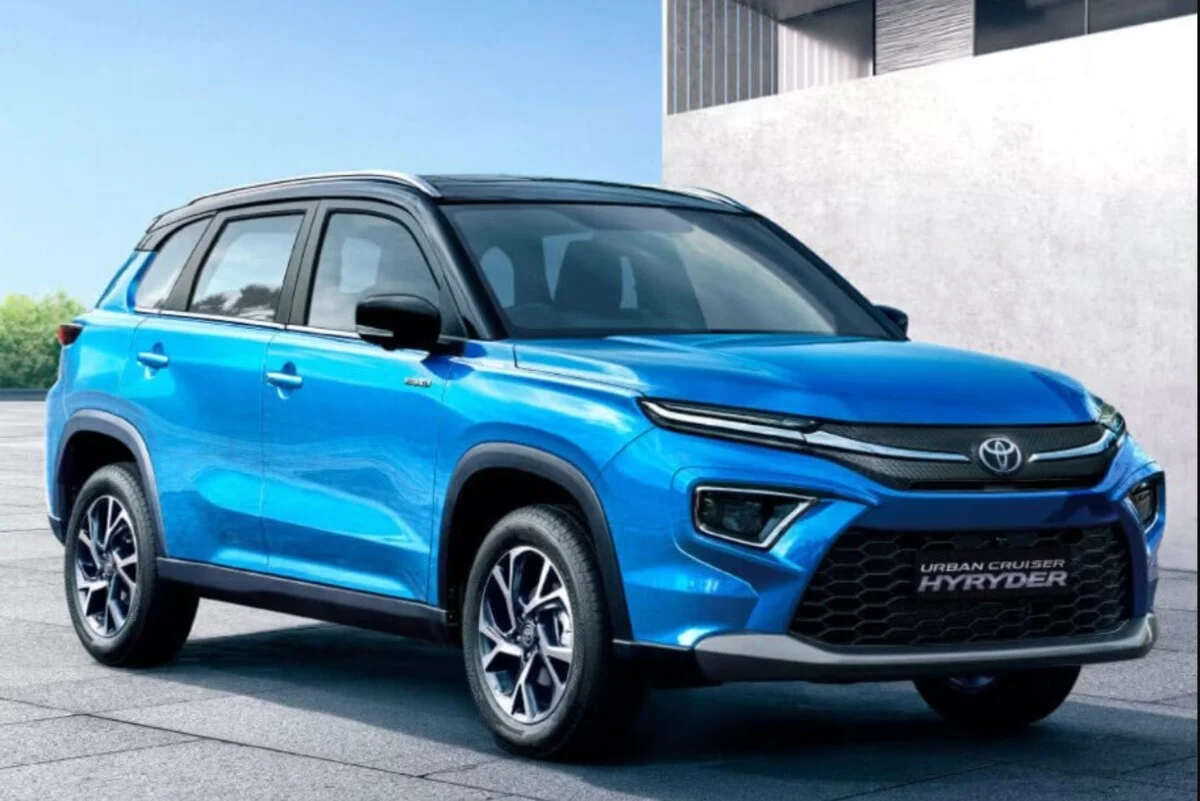 Toyota ने फरवरी में रिकॉर्ड बिक्री दर्ज की, 25220 कारें बिकीं
